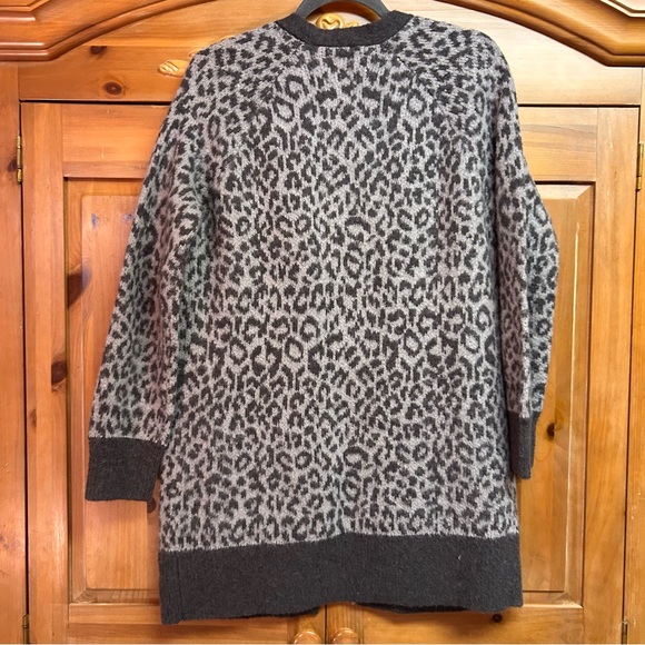 Lucky Brand Gray Leopard Cardigan - Picture 4 of 4